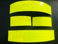 Комплект световозвращающих полос-наклеек на пожарный шлем
